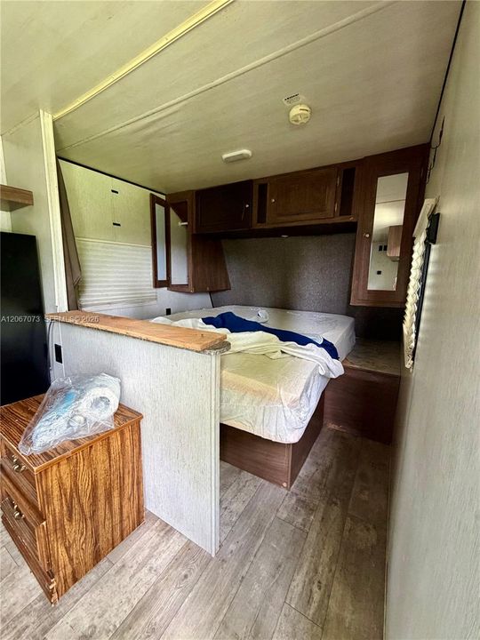 En Venta: $427,000 (3 camas, 1 baños, 858 Pies cuadrados)