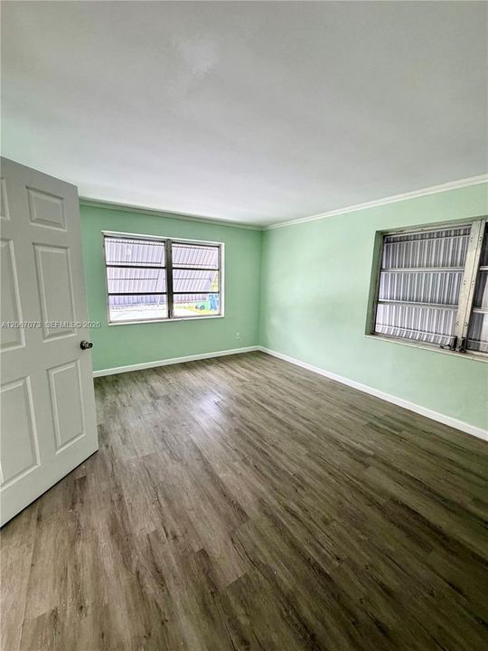 En Venta: $427,000 (3 camas, 1 baños, 858 Pies cuadrados)