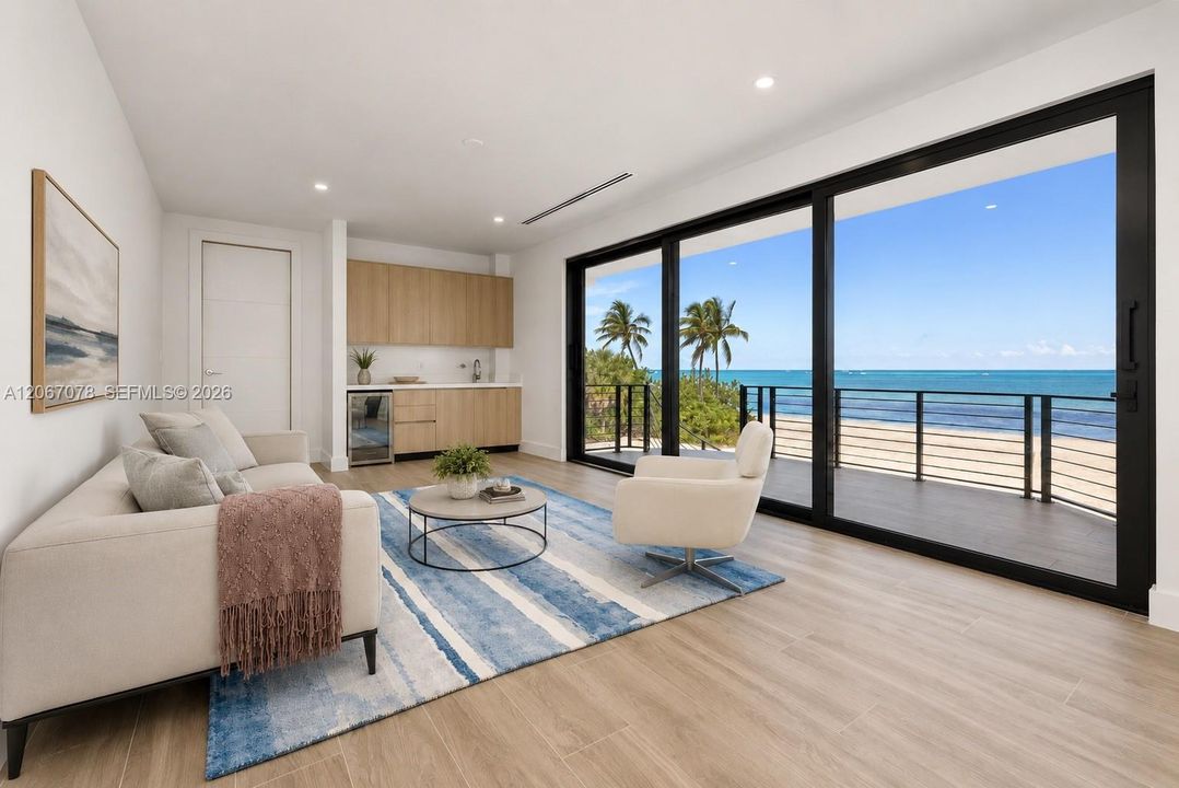 For Sale: $27,500,000 (9 beds, 9 baths, 18524 Square Feet)