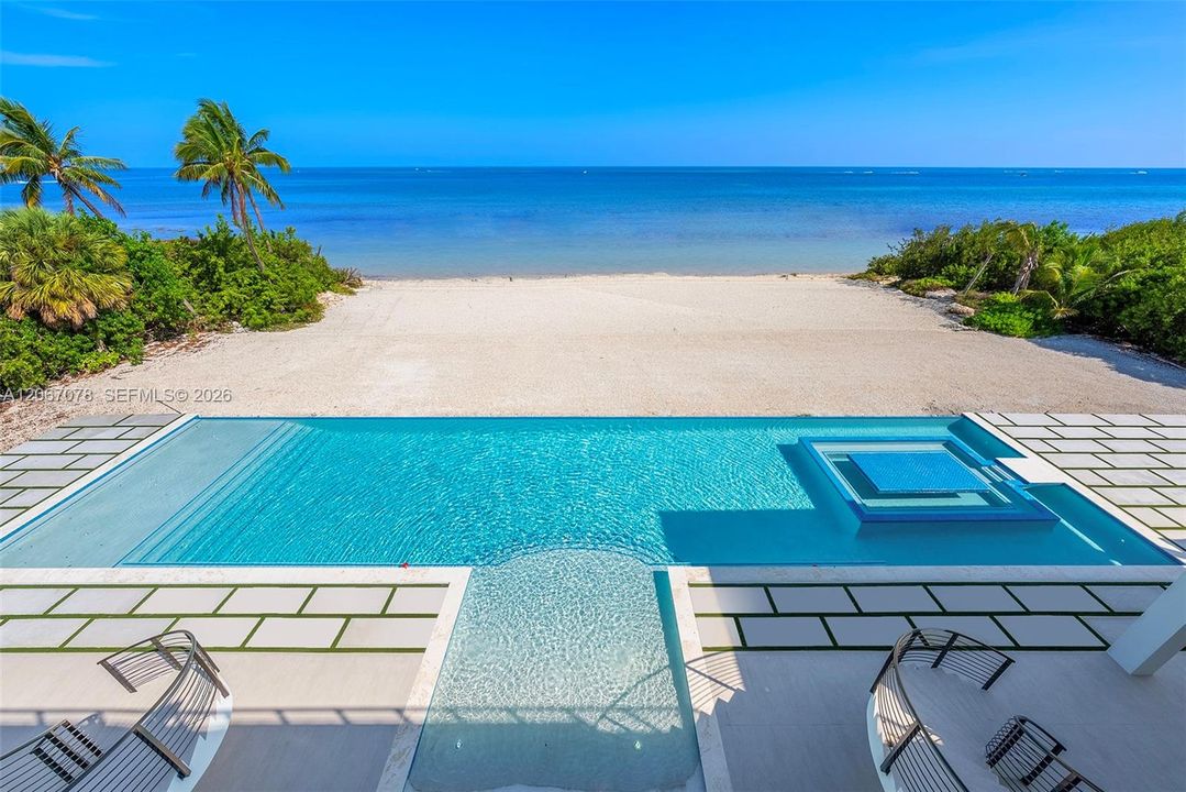 For Sale: $27,500,000 (9 beds, 9 baths, 18524 Square Feet)