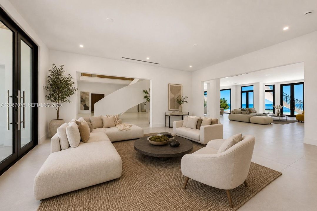 For Sale: $27,500,000 (9 beds, 9 baths, 18524 Square Feet)