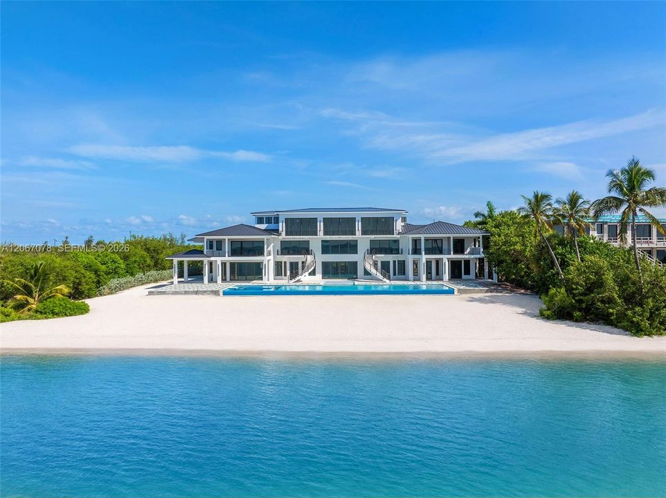For Sale: $27,500,000 (9 beds, 9 baths, 18524 Square Feet)