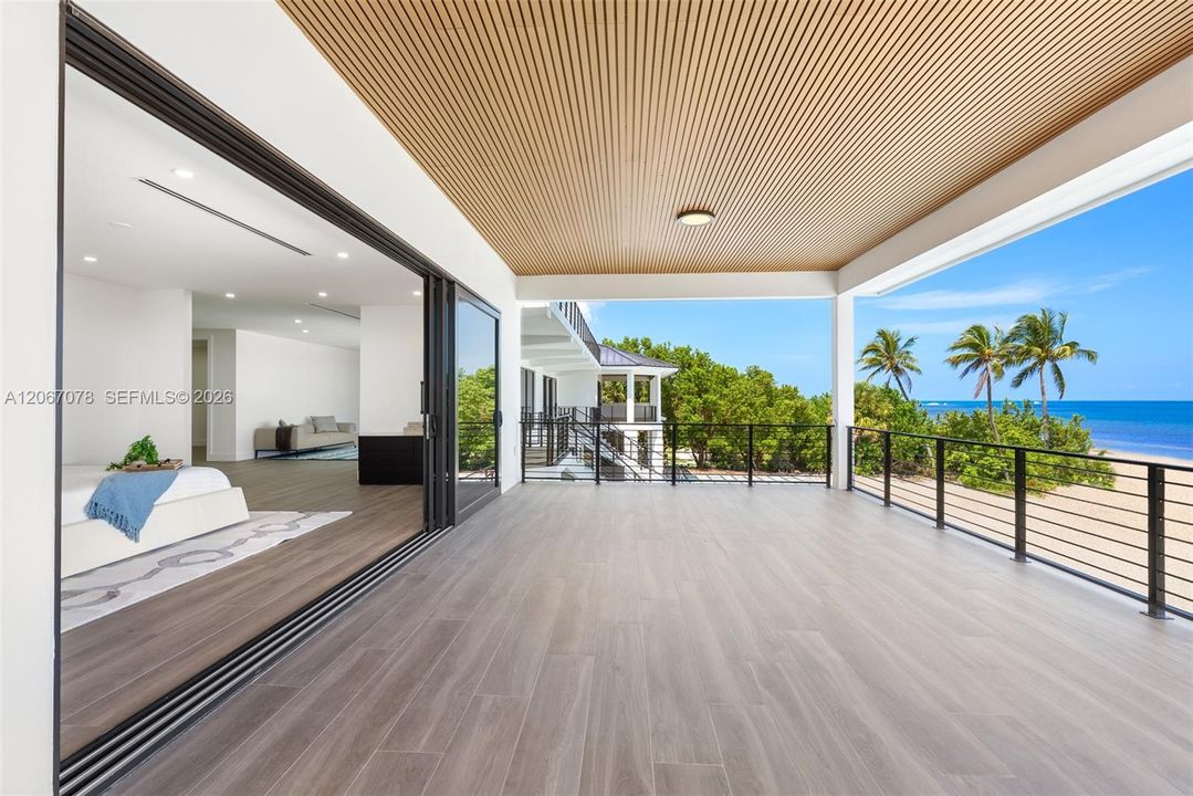 For Sale: $27,500,000 (9 beds, 9 baths, 18524 Square Feet)