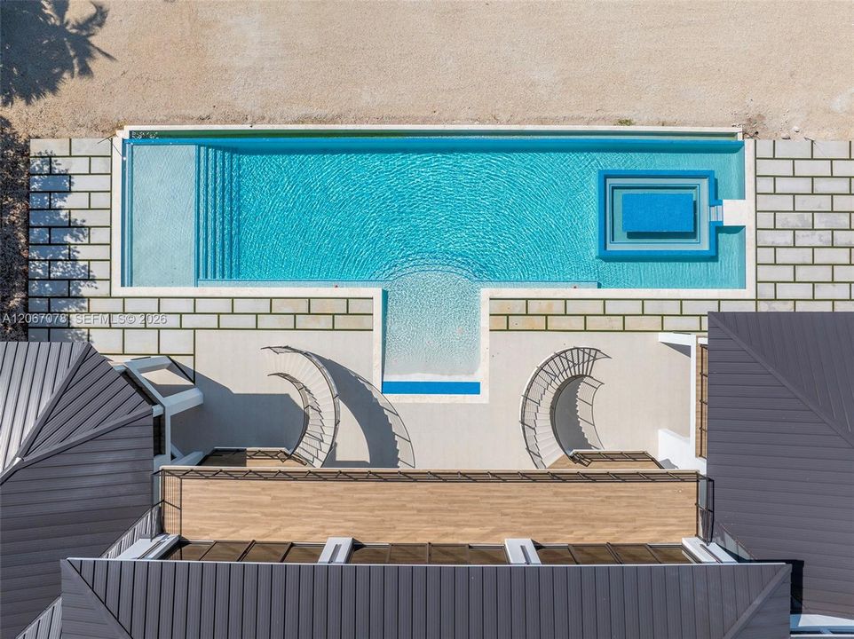 For Sale: $27,500,000 (9 beds, 9 baths, 18524 Square Feet)