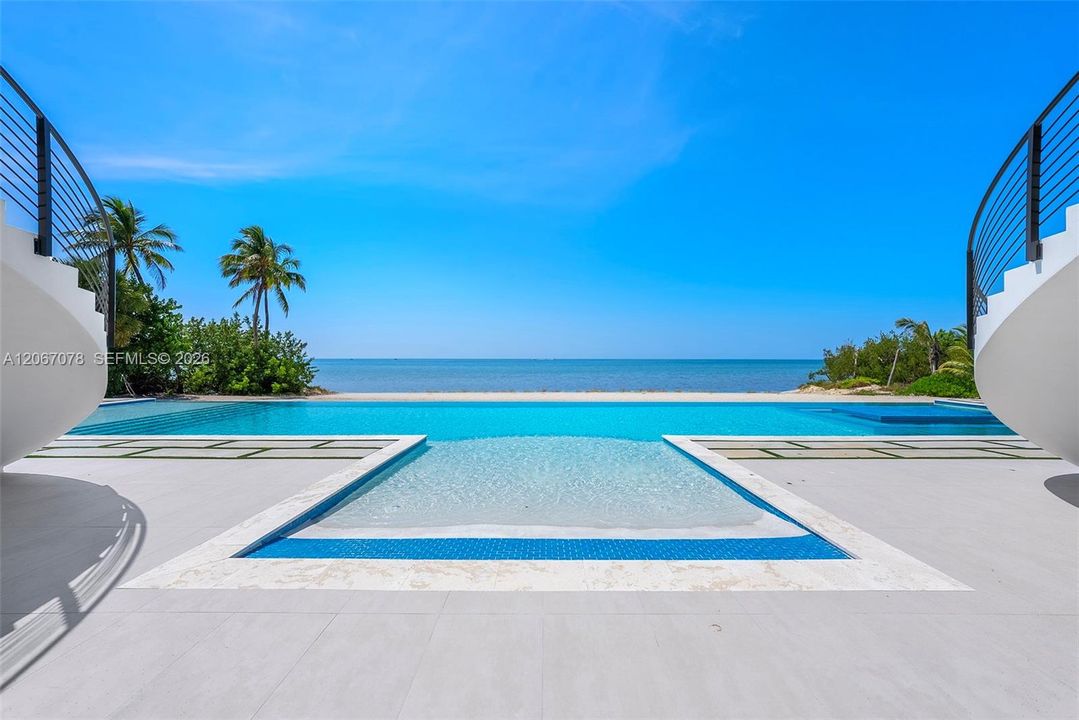 For Sale: $27,500,000 (9 beds, 9 baths, 18524 Square Feet)