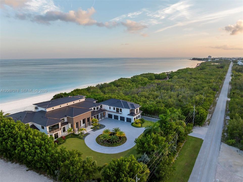 For Sale: $27,500,000 (9 beds, 9 baths, 18524 Square Feet)