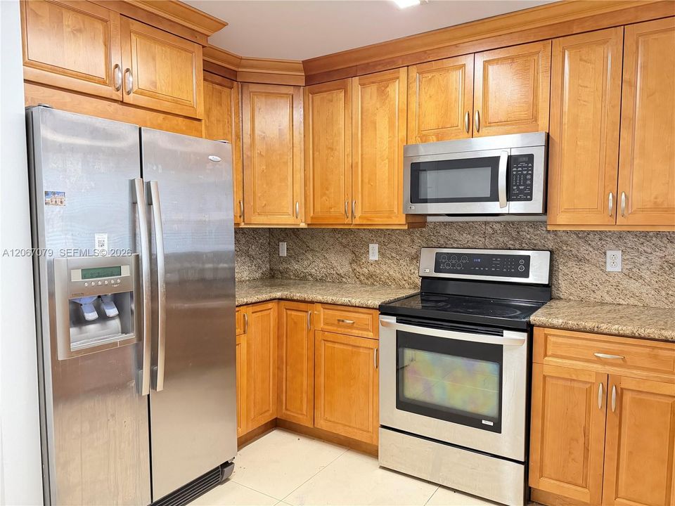 For Sale: $392,000 (3 beds, 2 baths, 1312 Square Feet)