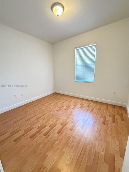For Sale: $392,000 (3 beds, 2 baths, 1312 Square Feet)