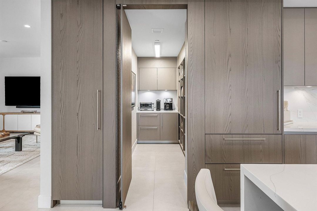 Integrated Pantry