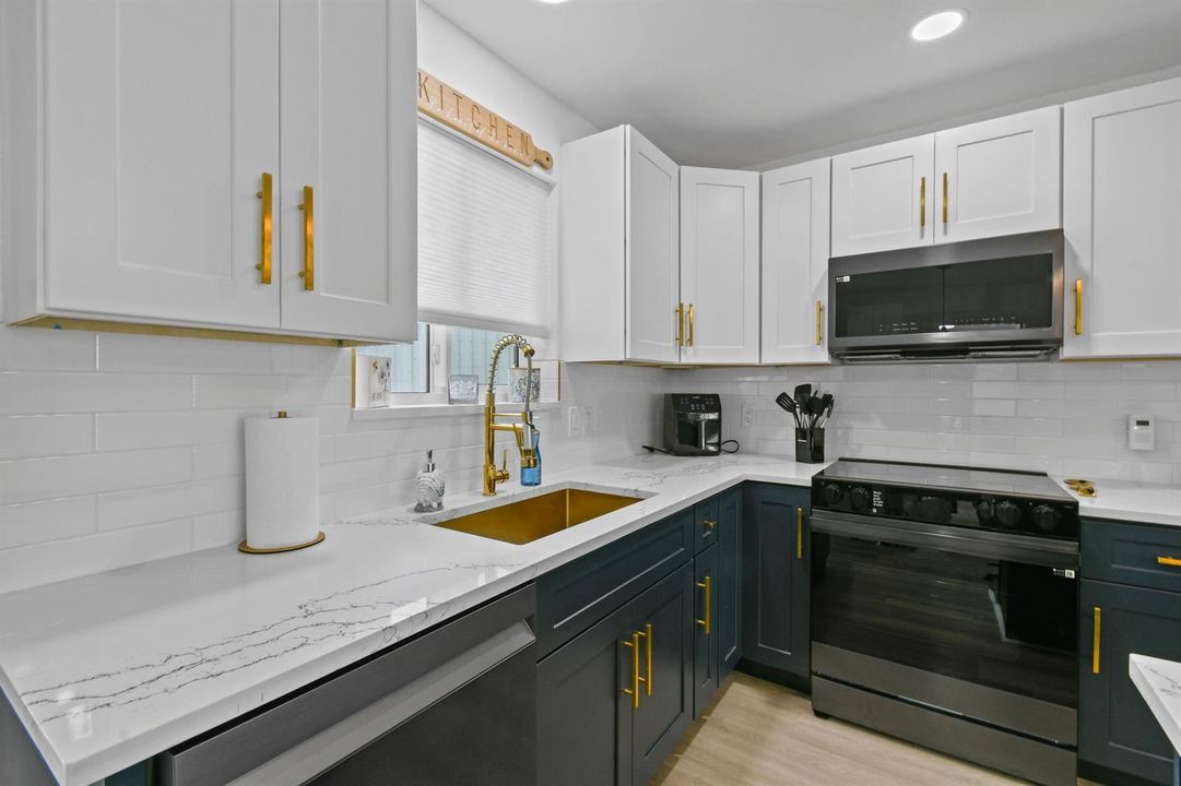 19005SESouthgateDr(15)