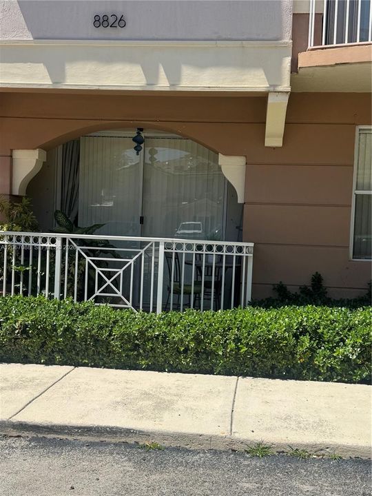 For Sale: $416,000 (3 beds, 2 baths, 1260 Square Feet)