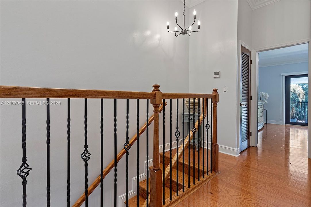 For Sale: $870,000 (3 beds, 2 baths, 1936 Square Feet)