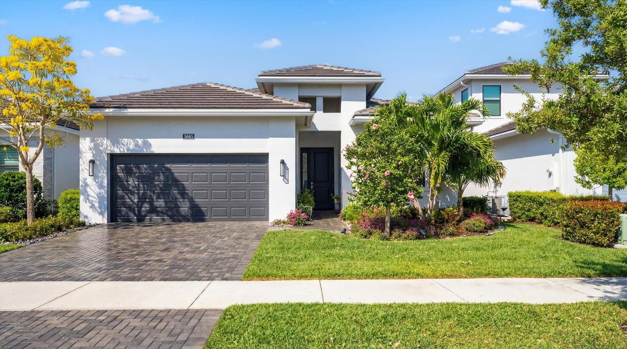 01-5583 Captiva Ln