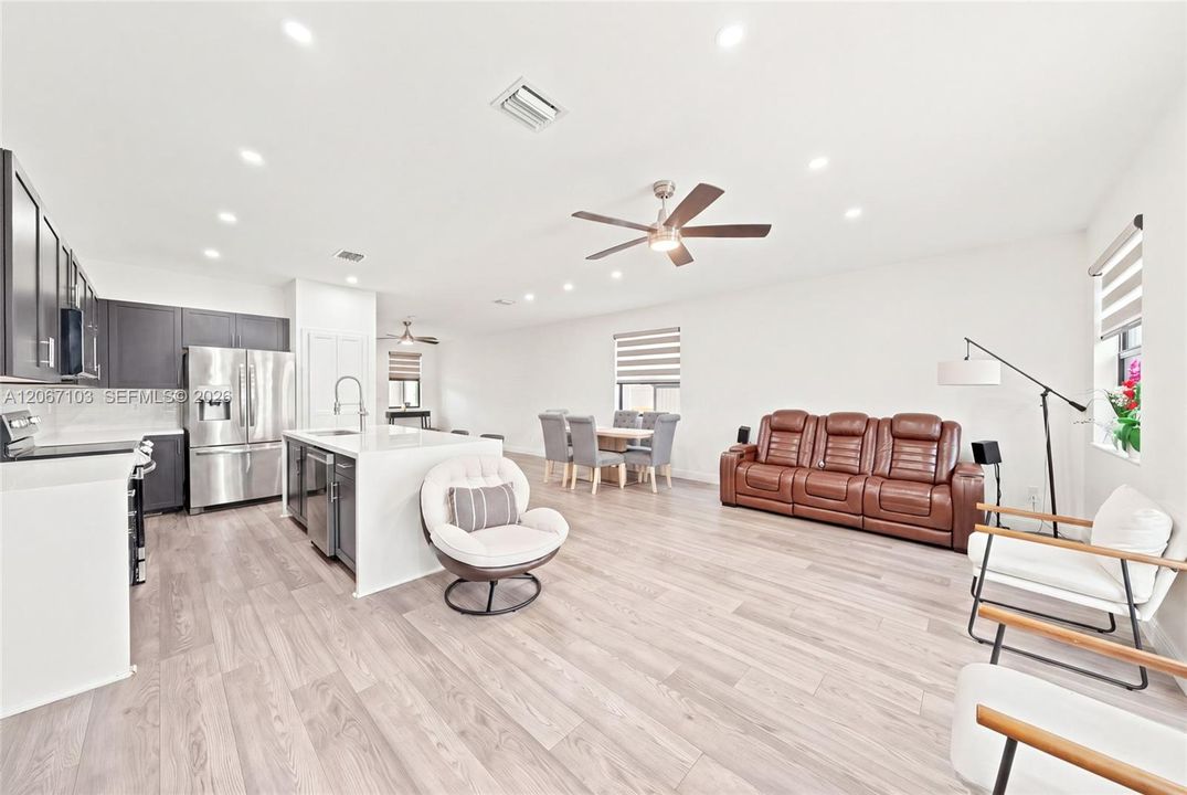 For Sale: $720,000 (4 beds, 2 baths, 1990 Square Feet)