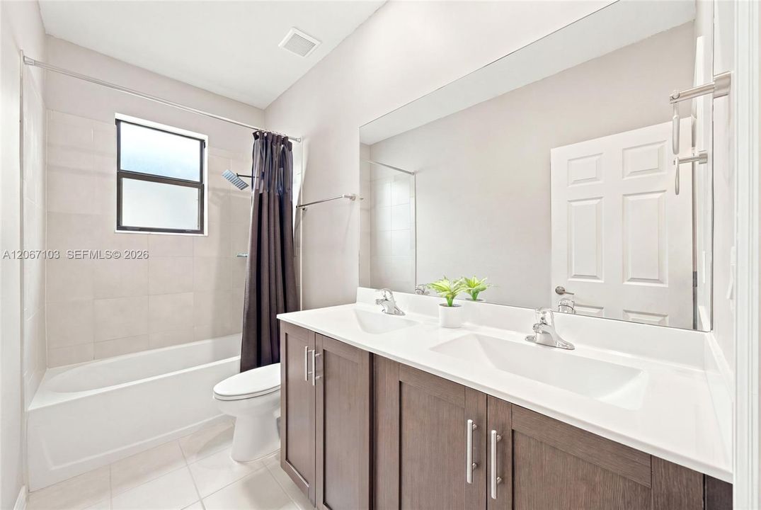 For Sale: $720,000 (4 beds, 2 baths, 1990 Square Feet)