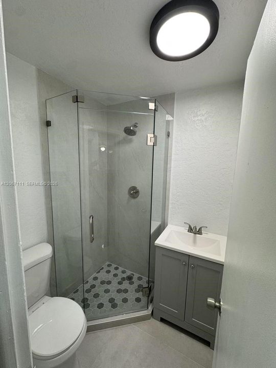 В аренду: $3,200 (3 спален, 1 ванн, 1314 Квадратных фут)