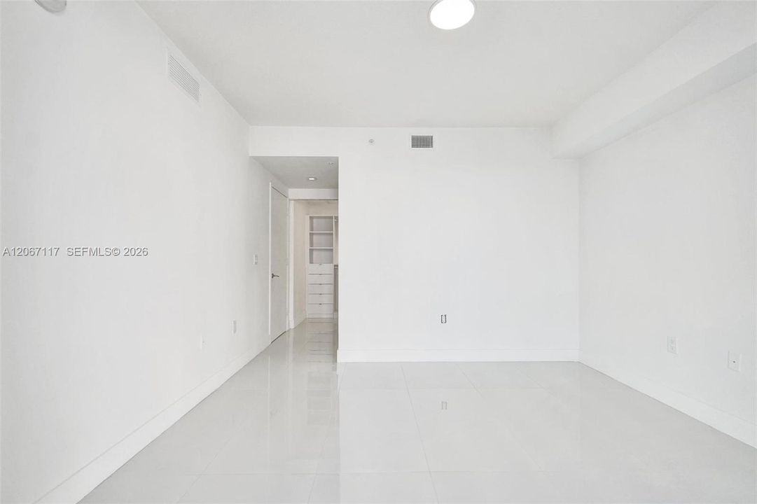 For Sale: $930,000 (2 beds, 3 baths, 1541 Square Feet)