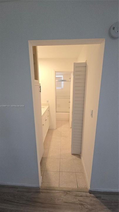 En Venta: $87,000 (1 camas, 1 baños, 726 Pies cuadrados)