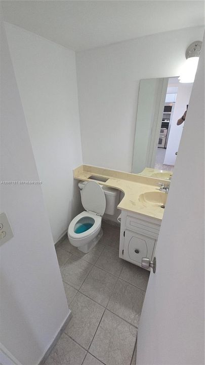 En Venta: $87,000 (1 camas, 1 baños, 726 Pies cuadrados)