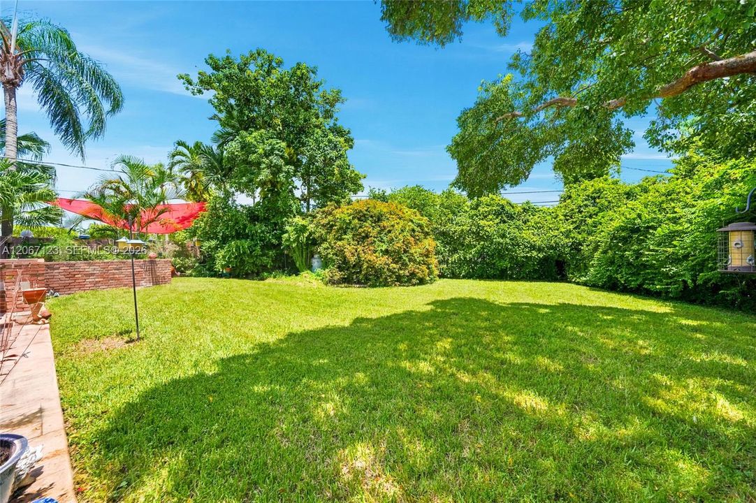 Recently Sold: $685,000 (3 beds, 2 baths, 1224 Square Feet)