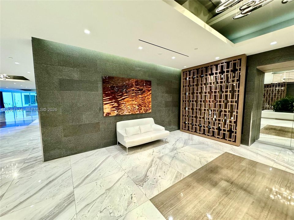 For Sale: $1,150,000 (2 beds, 3 baths, 1732 Square Feet)