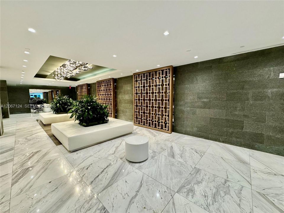 For Sale: $1,150,000 (2 beds, 3 baths, 1732 Square Feet)