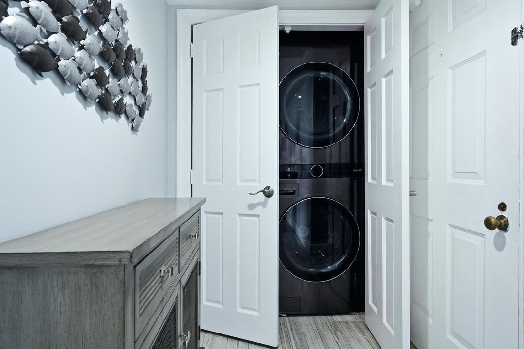 Washer Dryer in unit - new & large