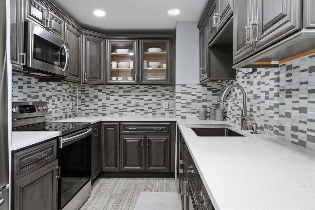 Custom Kitchen Stainless Appliances
