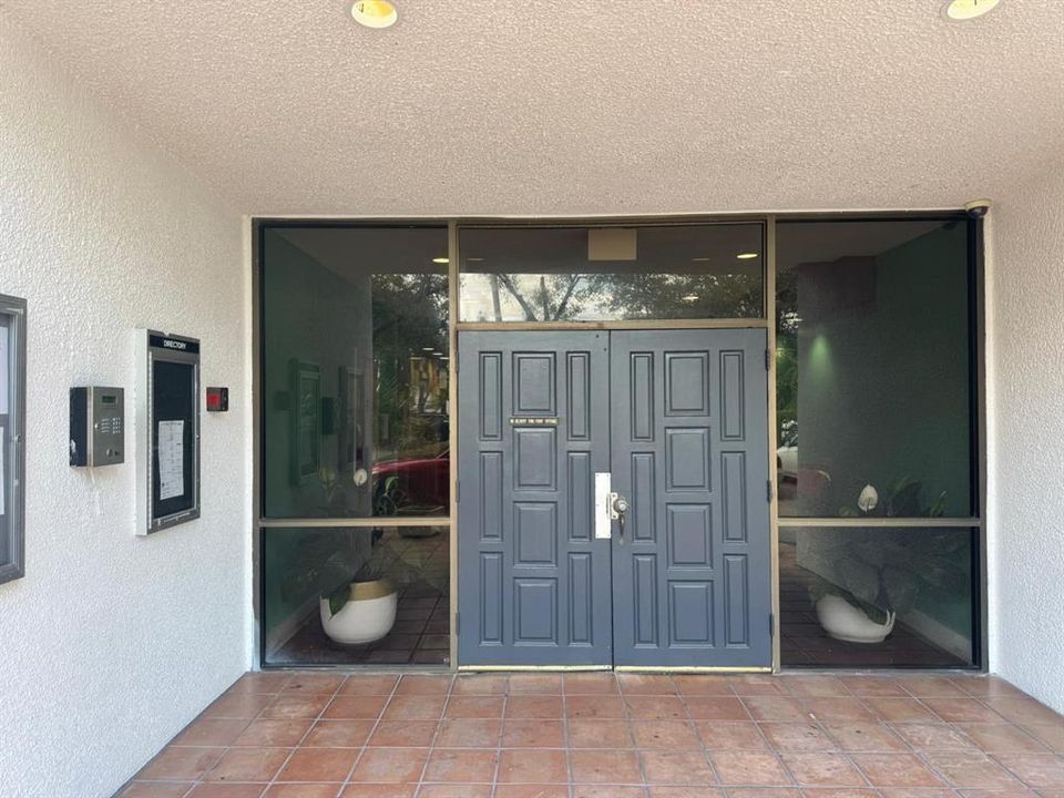 3301 SPANISH MOSS 610- PIC