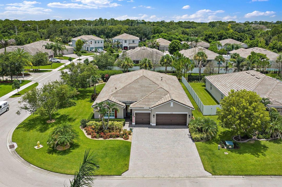 013-2480SWBerryParkCir-PalmCity-SMALL