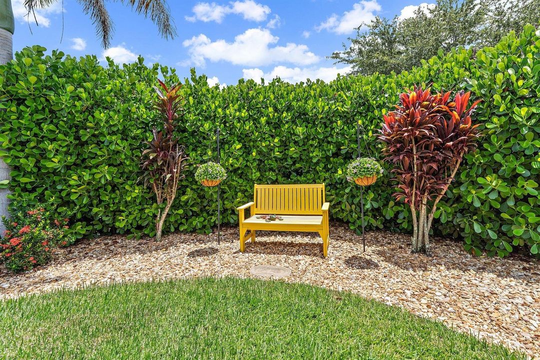 089-2480SWBerryParkCir-PalmCity-SMALL