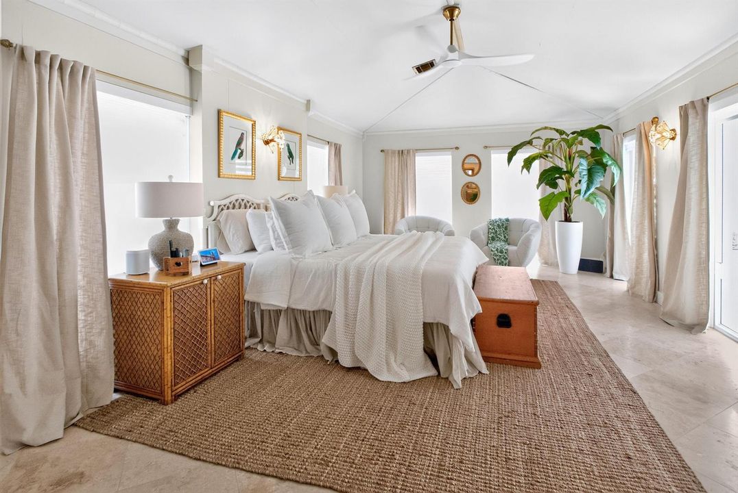 Primary suite