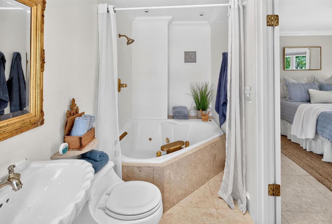 Room 2 Bathroom