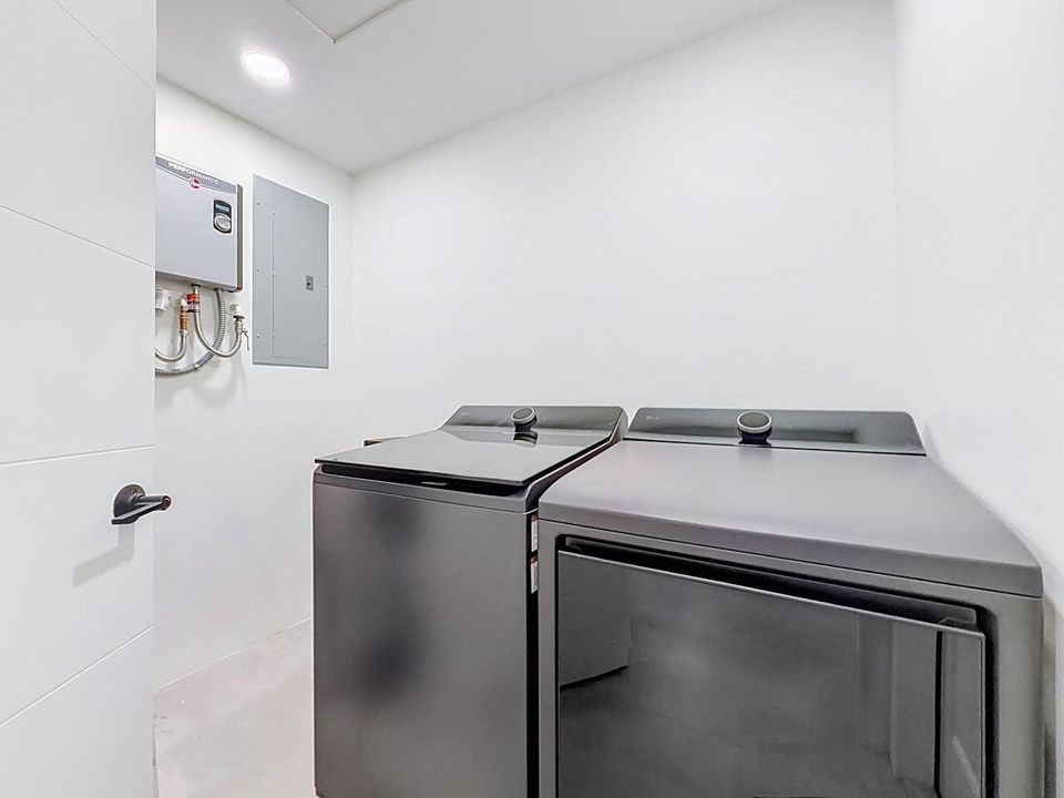W laundry