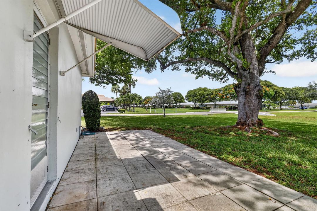 Spacious Patio
