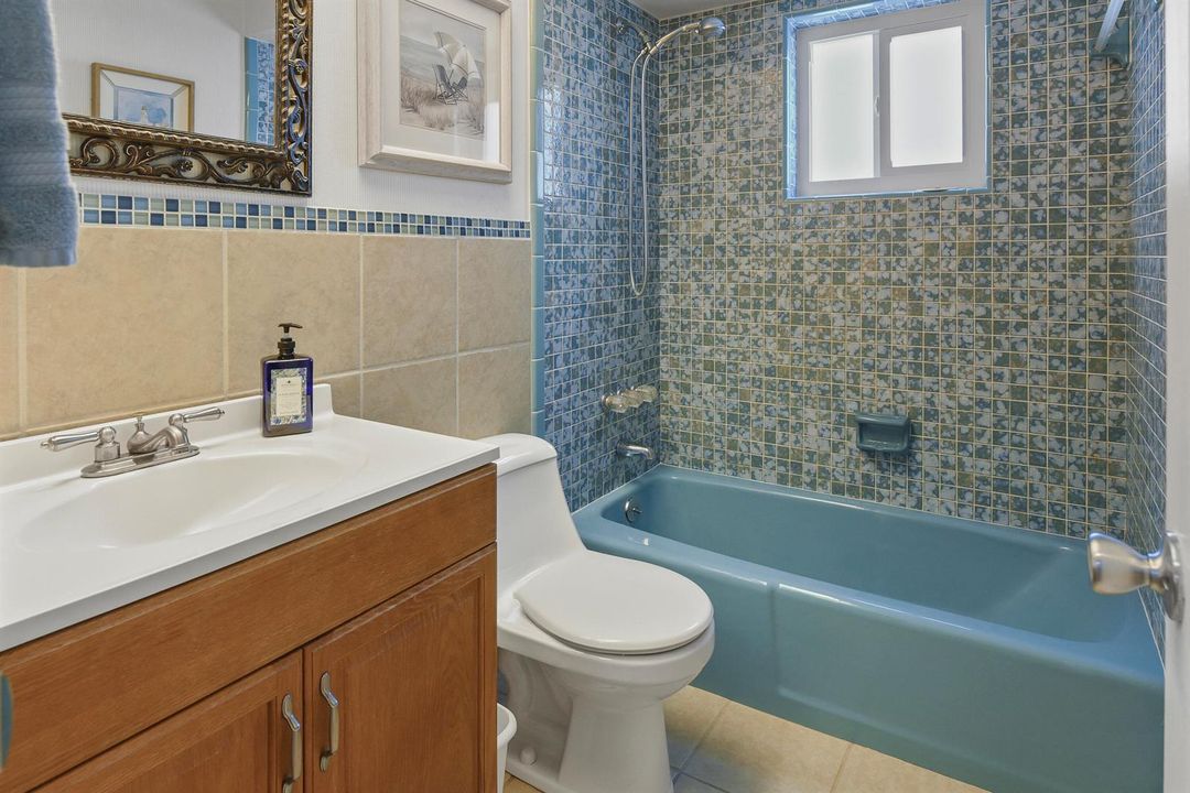 2nd Bathroom