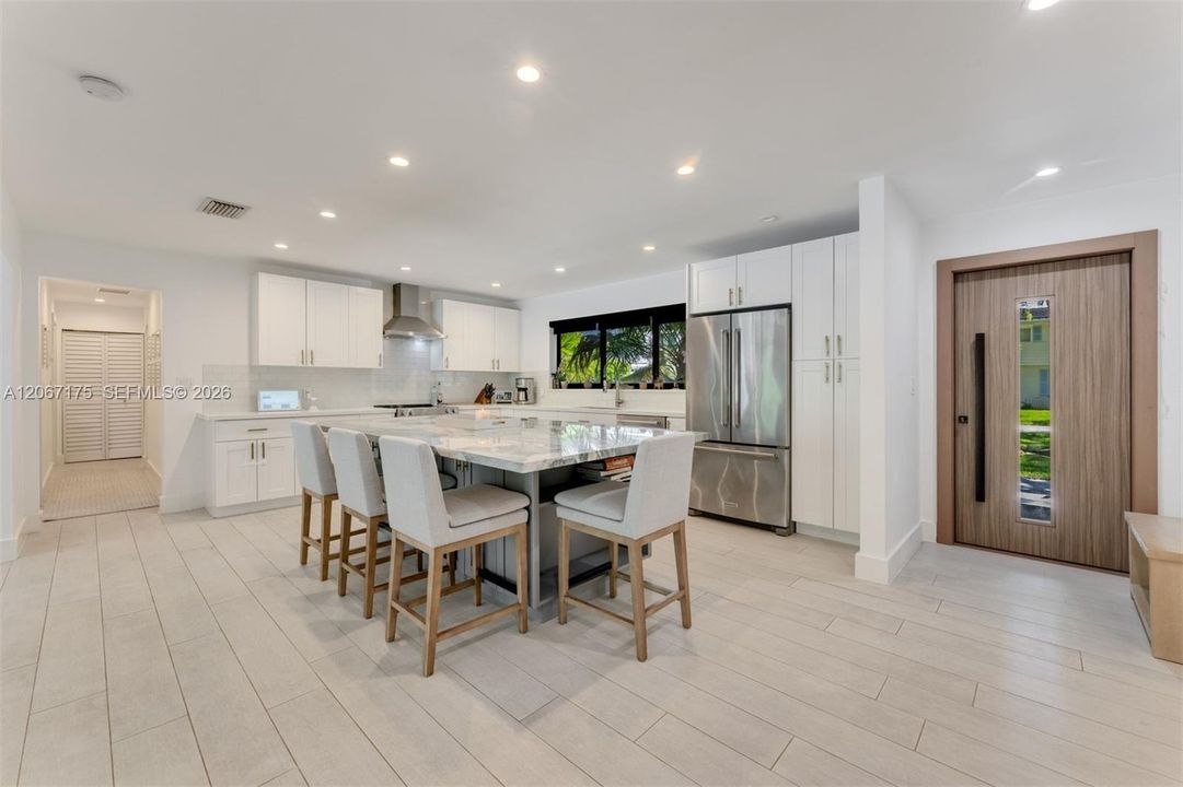 For Sale: $3,350,000 (4 beds, 4 baths, 2089 Square Feet)