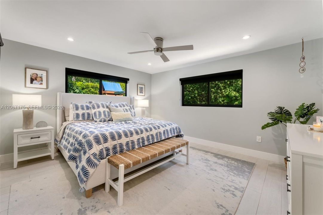 For Sale: $3,350,000 (4 beds, 4 baths, 2089 Square Feet)