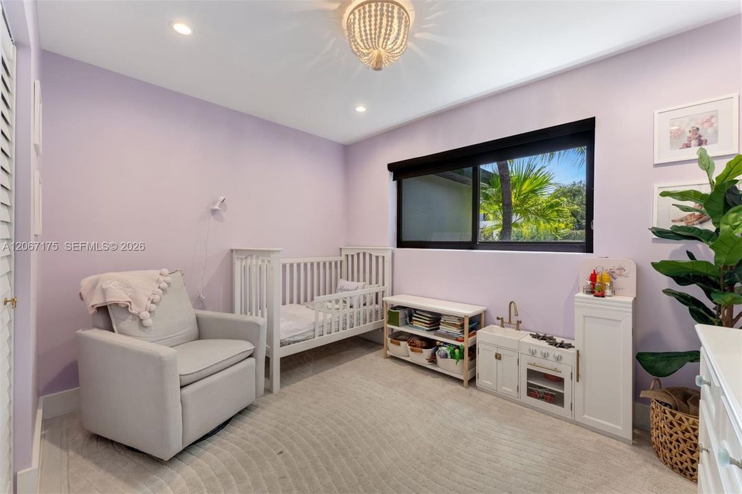 For Sale: $3,350,000 (4 beds, 4 baths, 2089 Square Feet)