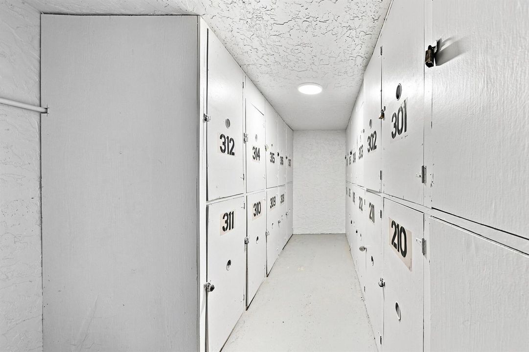24_storage