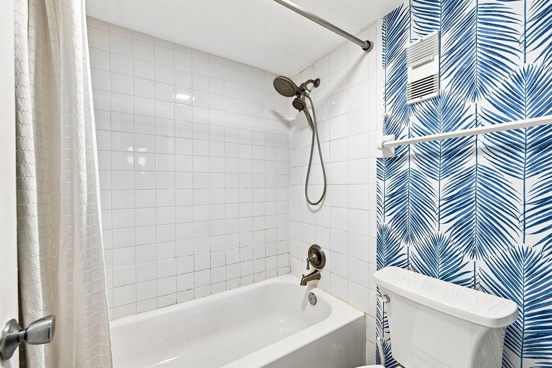 22_bathroom