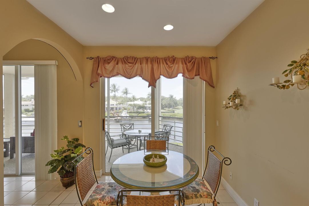 Breakfast Nook