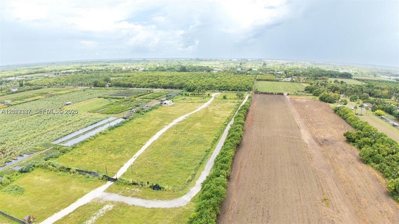 En Venta: $1,499,000 (10.00 acres)