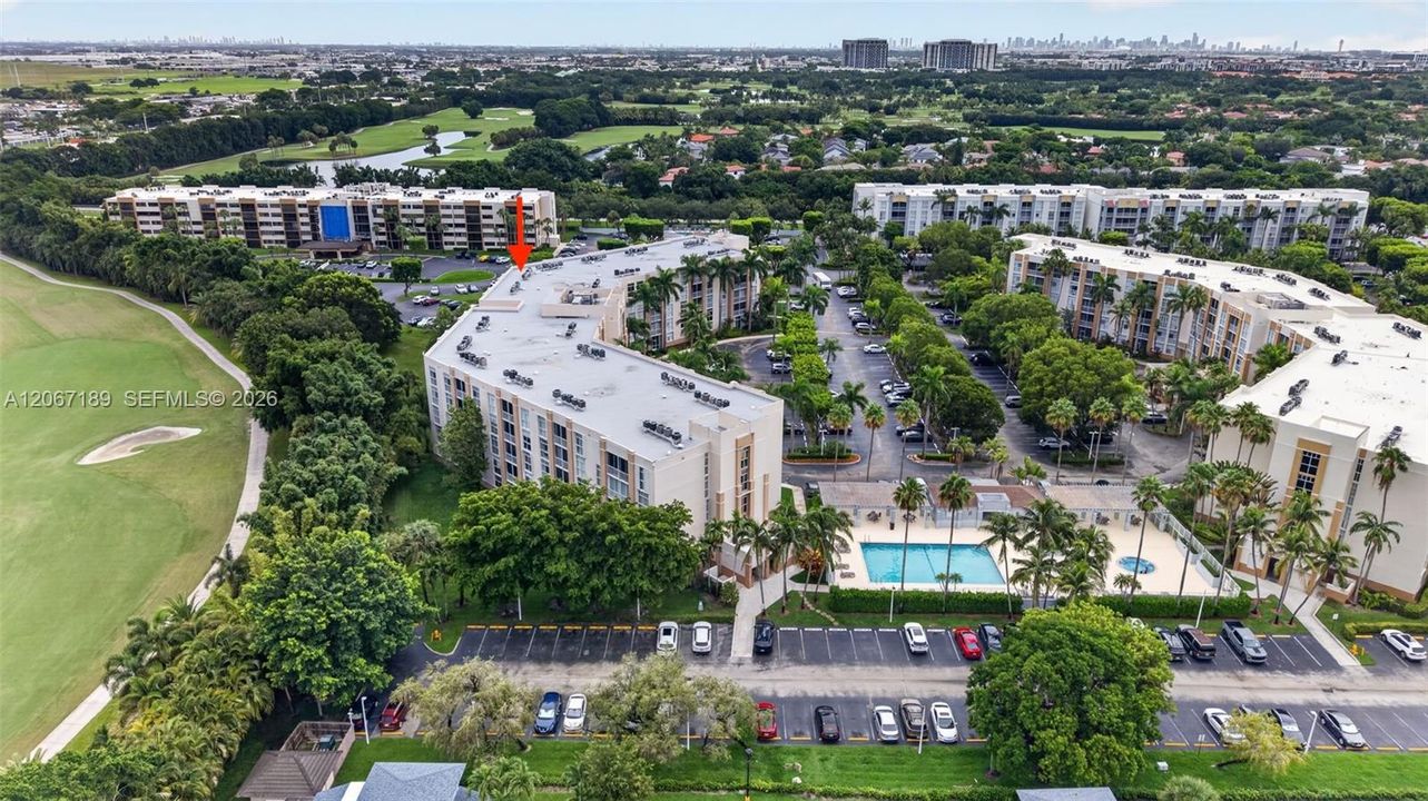 For Sale: $439,000 (3 beds, 2 baths, 1330 Square Feet)
