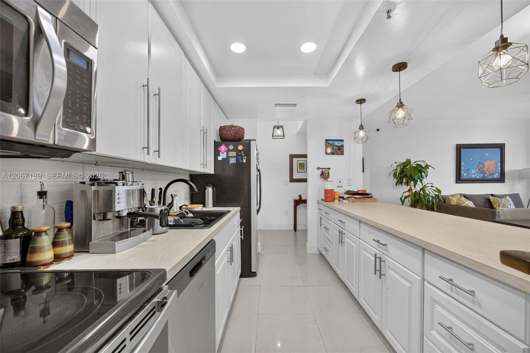 For Sale: $439,000 (3 beds, 2 baths, 1330 Square Feet)