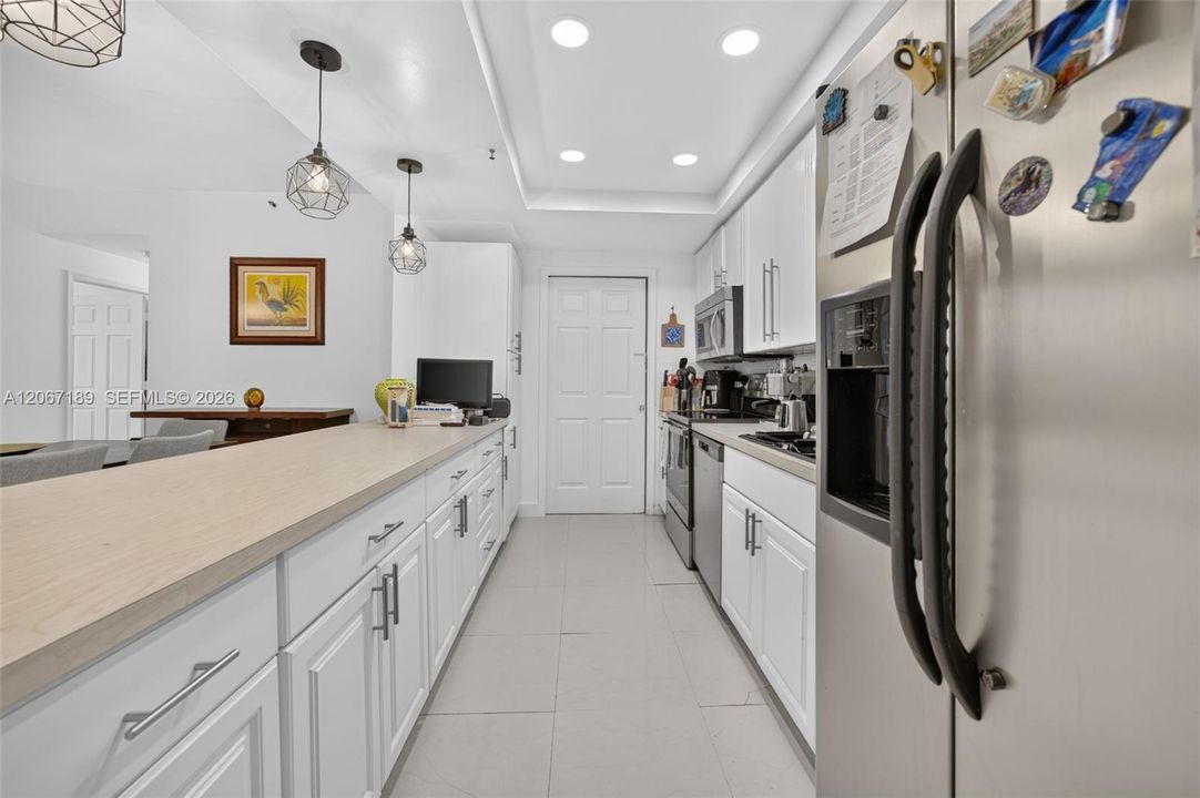 For Sale: $439,000 (3 beds, 2 baths, 1330 Square Feet)