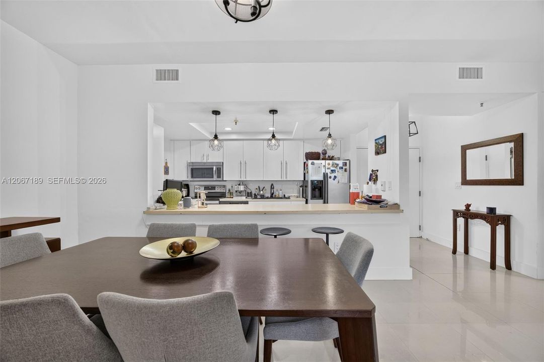 For Sale: $439,000 (3 beds, 2 baths, 1330 Square Feet)