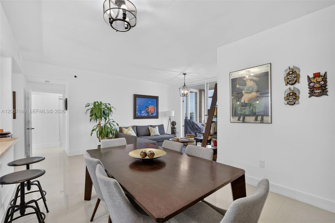 For Sale: $439,000 (3 beds, 2 baths, 1330 Square Feet)