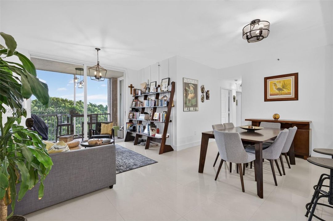 For Sale: $439,000 (3 beds, 2 baths, 1330 Square Feet)