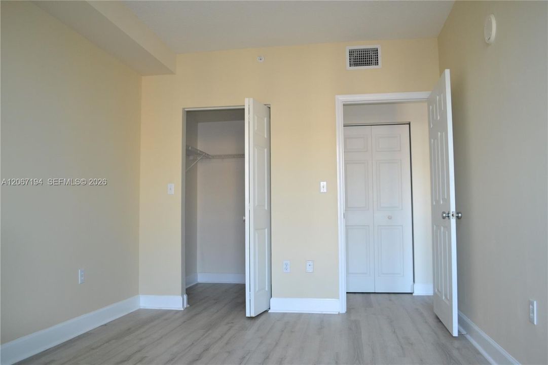 For Rent: $2,350 (1 beds, 1 baths, 762 Square Feet)